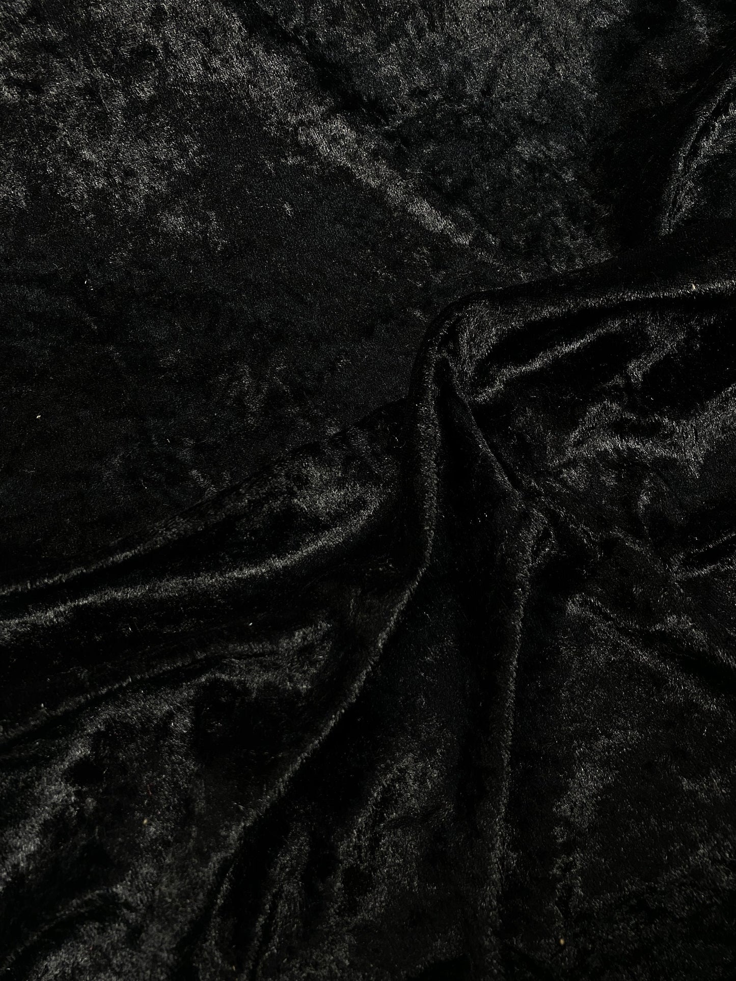 Panne Crushed Velvet Fabric: Soft Stretch Knit for Costumes & Decor